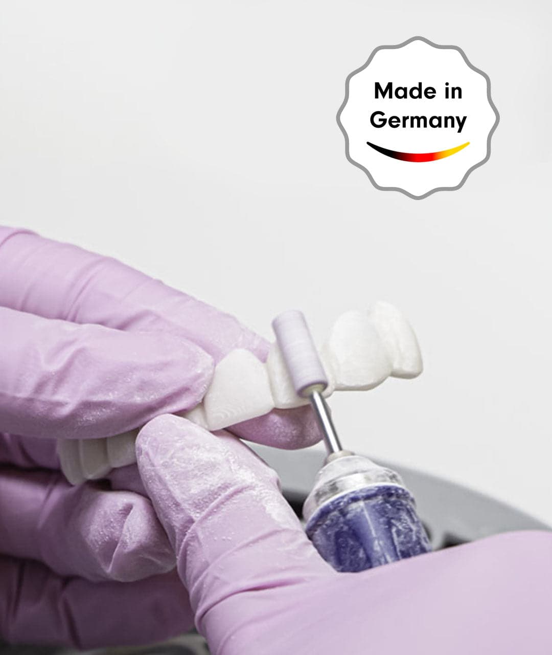 Veneera-Zahn-Veneers-VeneeraHandmadeingermany